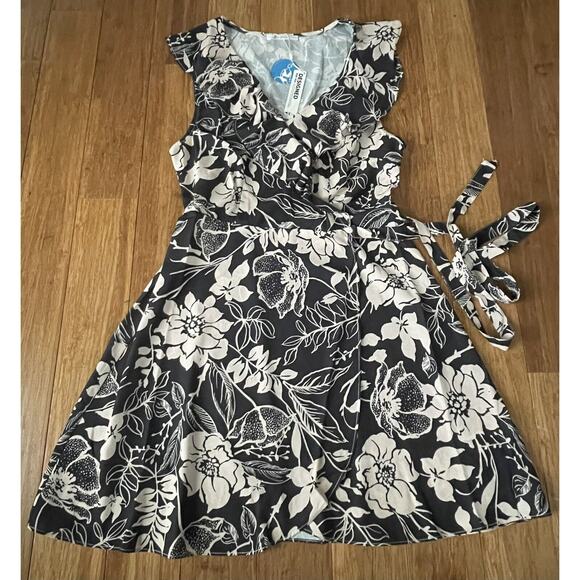 NWT Cupshe Sleeveless Tie‎ Waist Ruffle V Neck Floral Print Dress Size Small - Picture 1 of 6